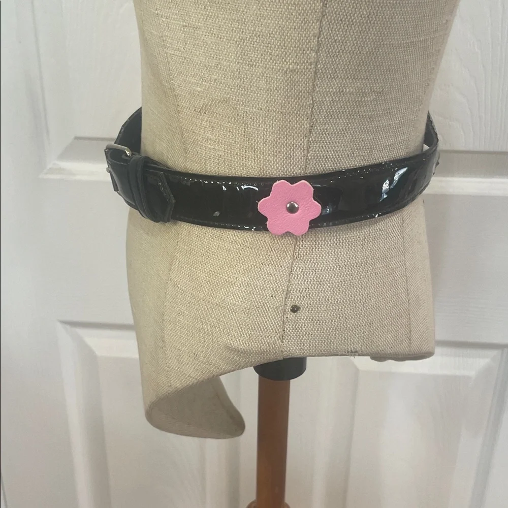 Vintage Y2K patent leather Black Belt Pink Flowers adjustable girls size 6X